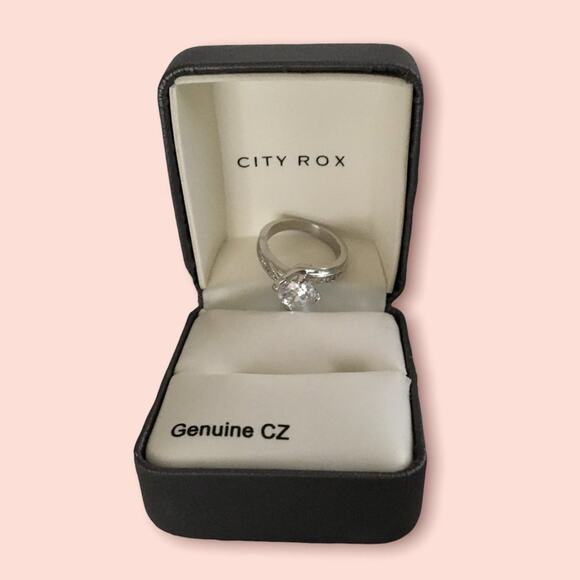 City Rox Size 6 Cubic Zirconia Ring Silver Tone - Picture 6 of 15